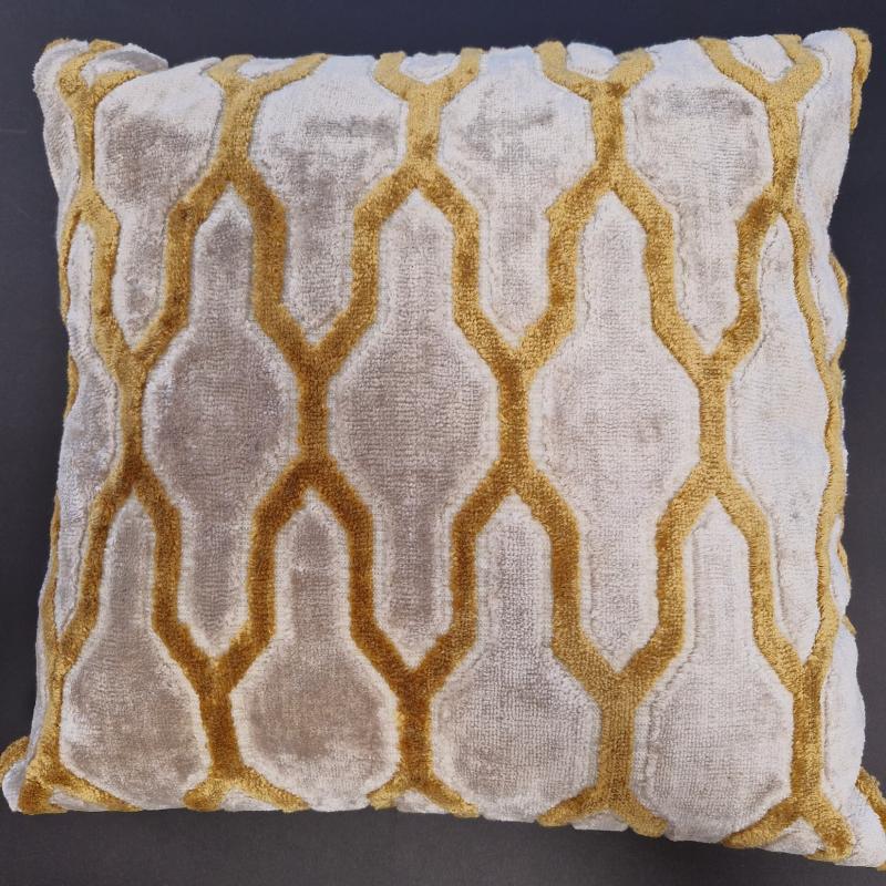 Dekorační polštářek JEMBANA 